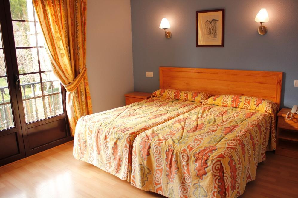 Casa Martin Hotel Poza de la Sal Buitenkant foto